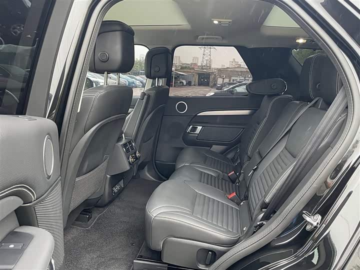 Фото 4 - Land Rover Discovery