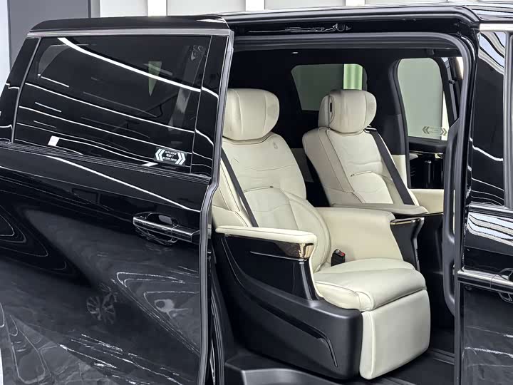 Фото 12 - GAC Trumpchi M8