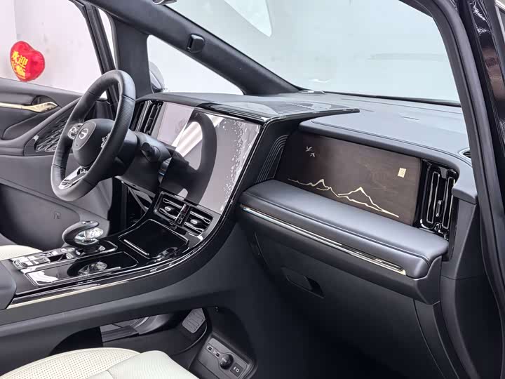 Фото 8 - GAC Trumpchi M8