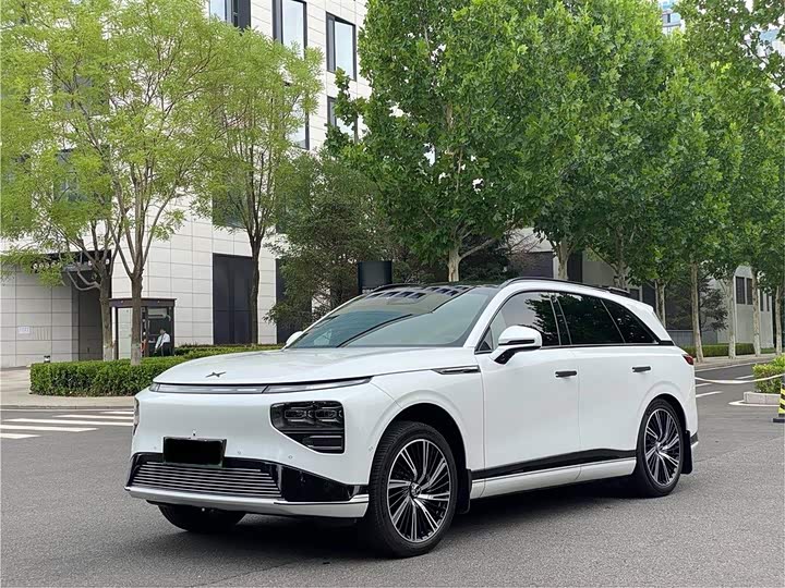 Фото 3 - XPeng G9