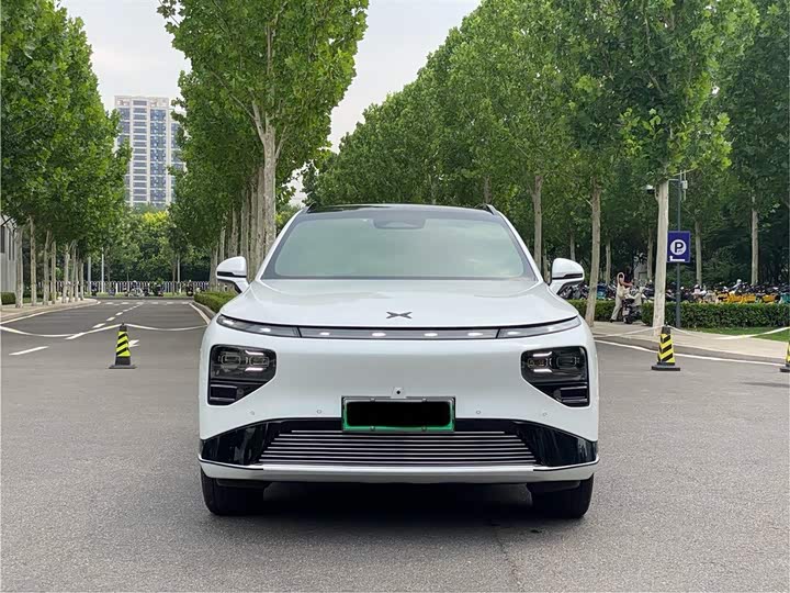 Фото 5 - XPeng G9