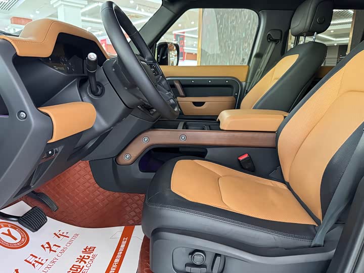 Фото 6 - Land Rover Defender