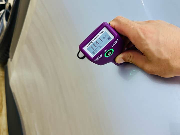 Фото 25 - Lexus RZ