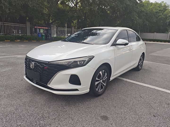 Фото 1 - Changan Eado Plus