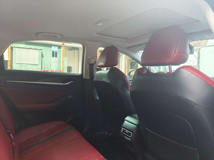 Фото 10 - Changan Eado Plus