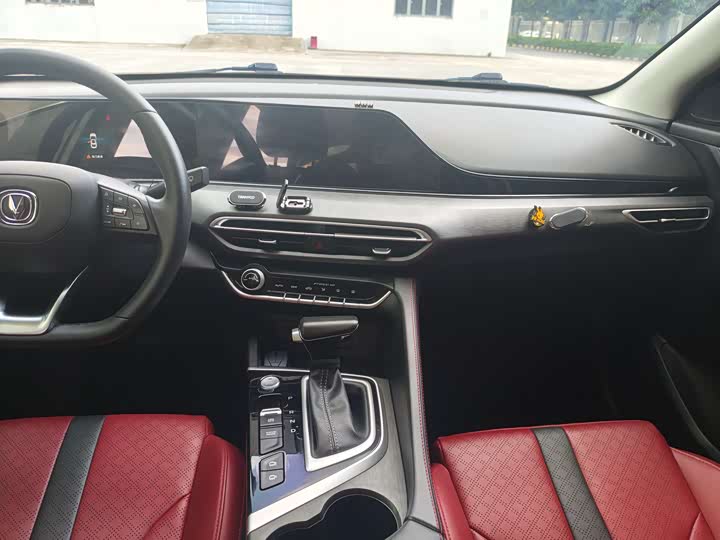 Фото 6 - Changan Eado Plus