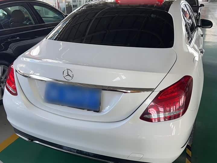 Фото 7 - Toyota Corolla