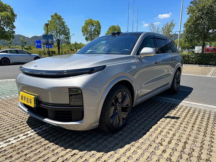 Фото 1 - LiXiang L9