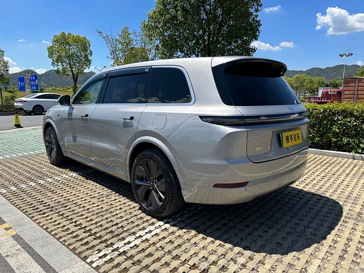 Фото 15 - LiXiang L9