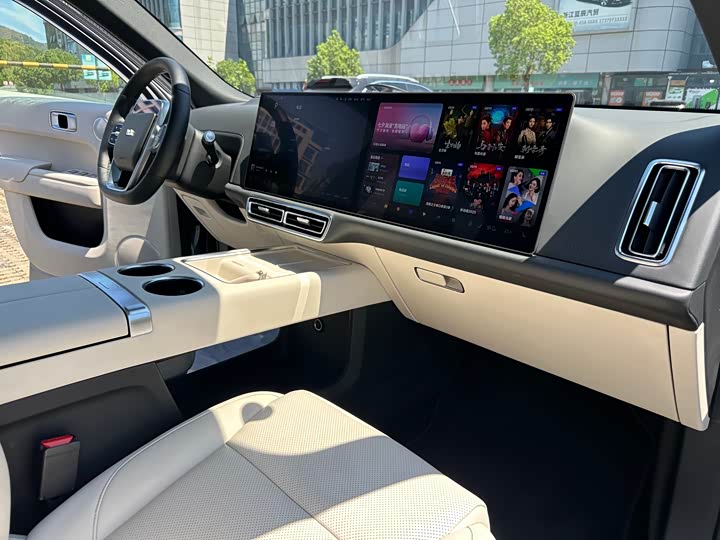 Фото 9 - LiXiang L9