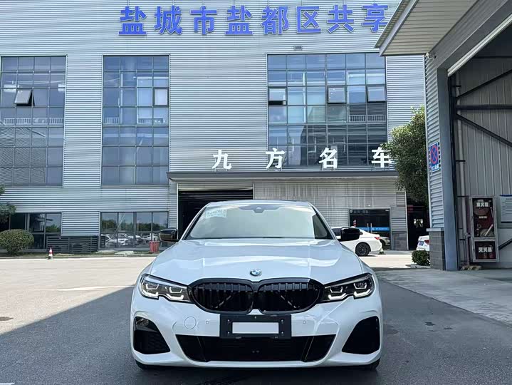 Фото 2 - BMW 3 Series