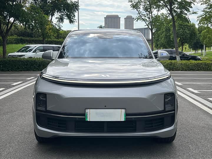 Фото 3 - LiXiang L8