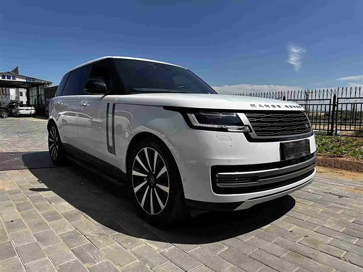 Фото 1 - Land Rover Range Rover