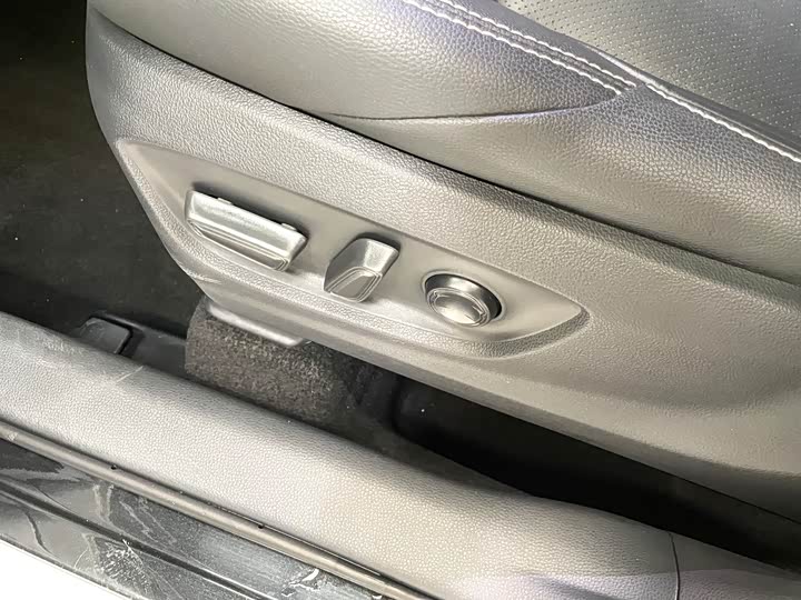 Фото 10 - Toyota Frontlander