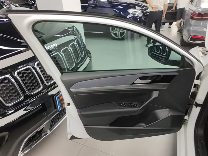 Фото 28 - Volkswagen Lavida