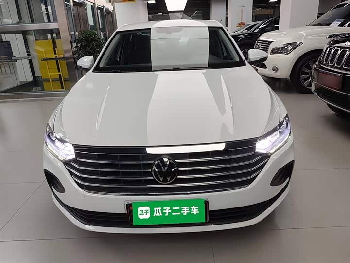 Фото 3 - Volkswagen Lavida