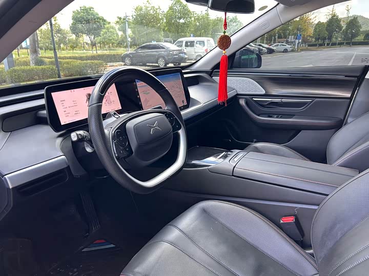 Фото 5 - XPeng P7