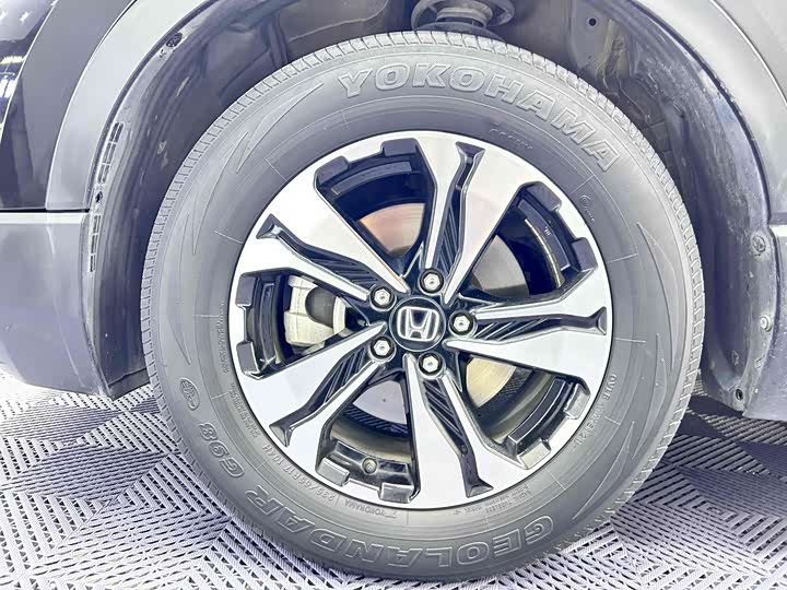 Фото 9 - Honda CR-V