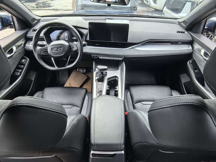 Фото 10 - Geely Preface