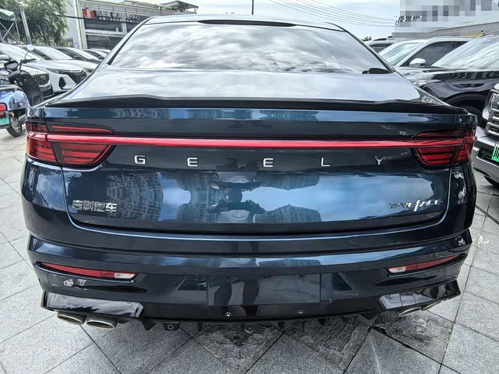 Фото 15 - Geely Preface