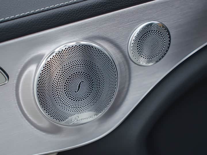 Фото 18 - Mercedes-Benz C-Class AMG