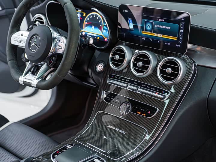 Фото 21 - Mercedes-Benz C-Class AMG