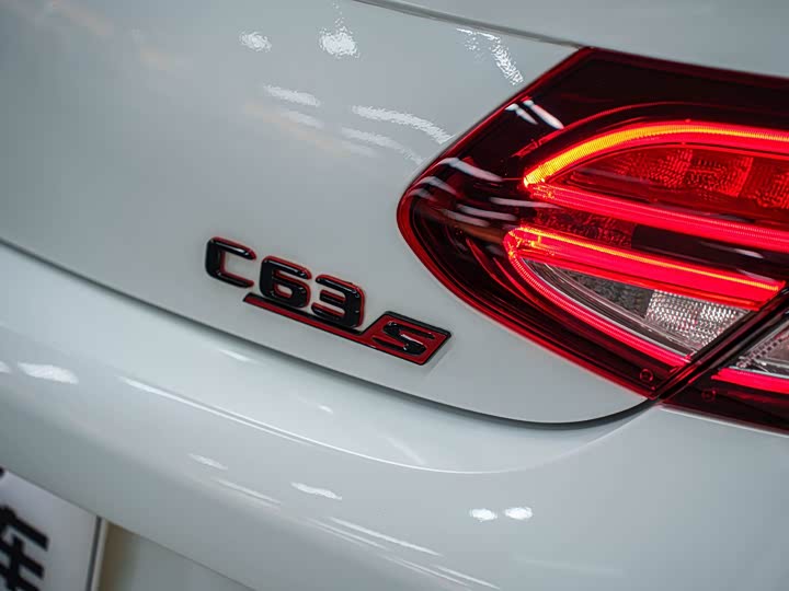 Фото 8 - Mercedes-Benz C-Class AMG