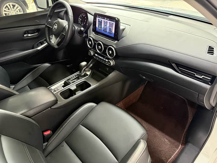 Фото 18 - Nissan Sylphy