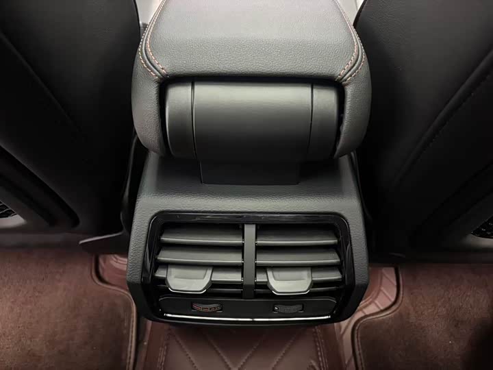 Фото 13 - Audi Q3