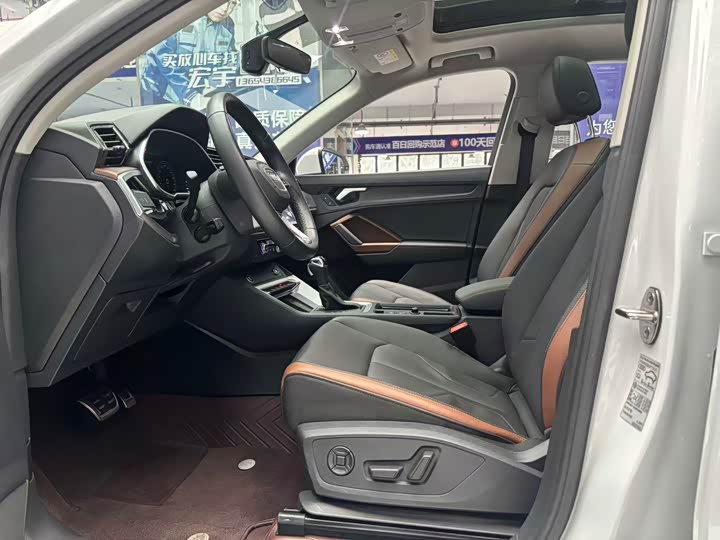 Фото 4 - Audi Q3