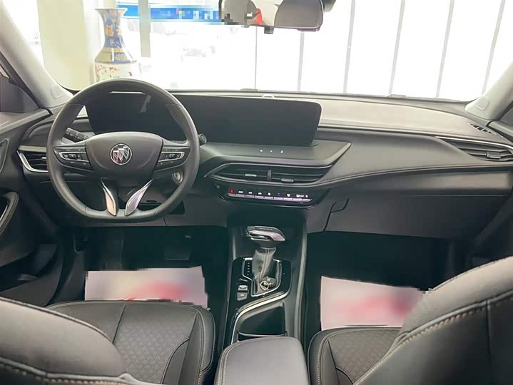 Фото 10 - Buick Verano