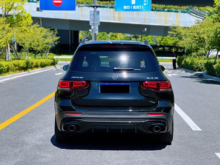 Фото 16 - Mercedes-Benz GLB-Class AMG