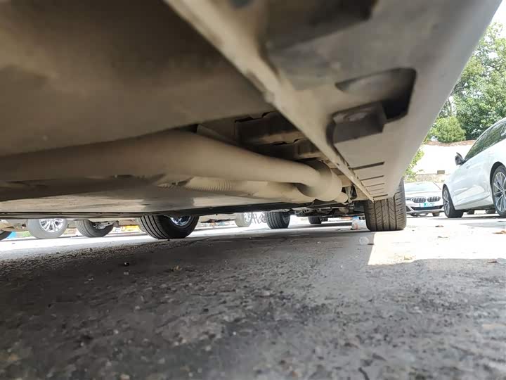 Фото 21 - Roewe D7