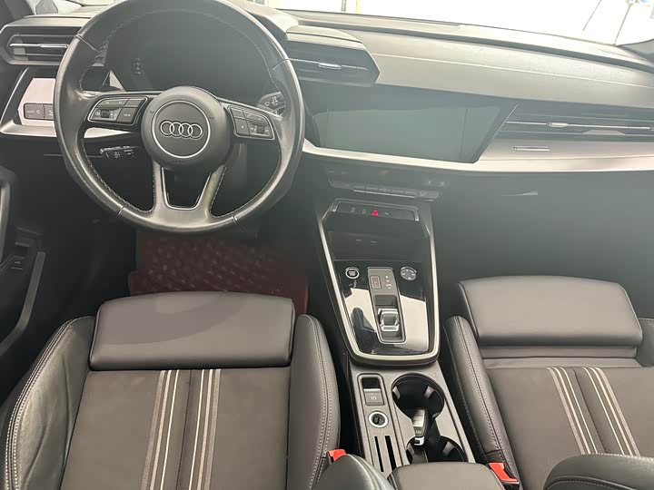 Фото 10 - Audi A3