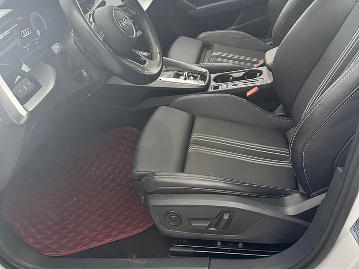 Фото 15 - Audi A3