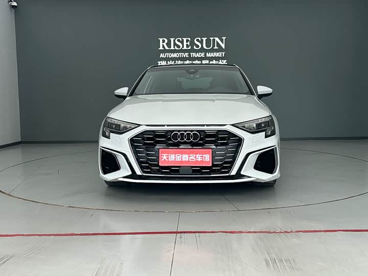 Фото 2 - Audi A3