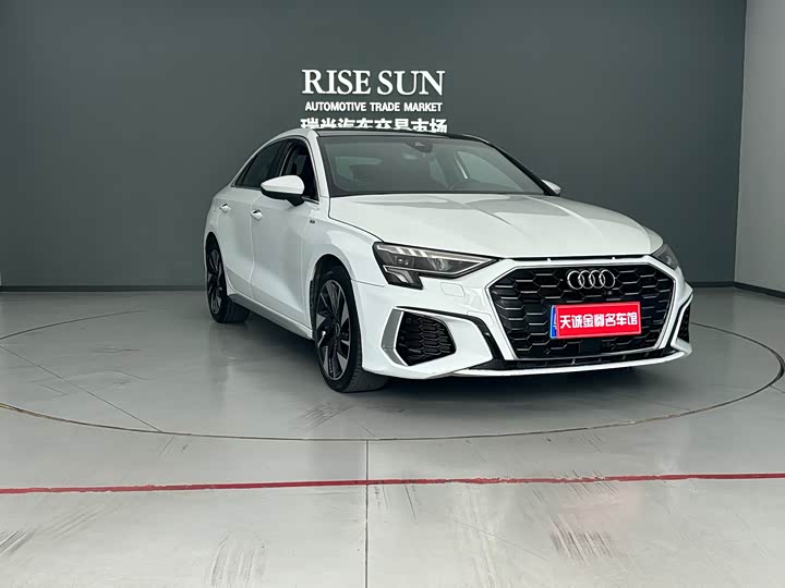 Фото 21 - Audi A3