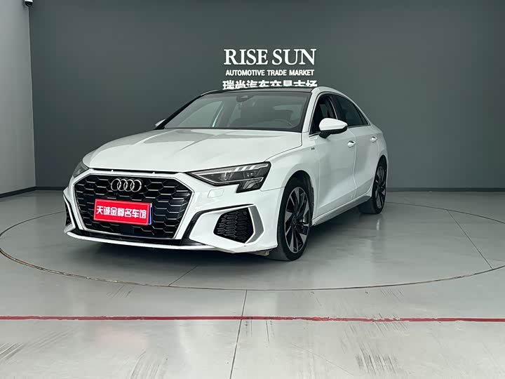 Фото 23 - Audi A3