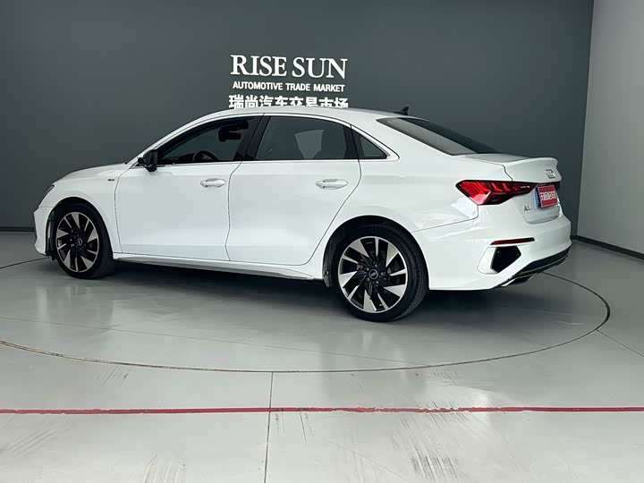 Фото 27 - Audi A3