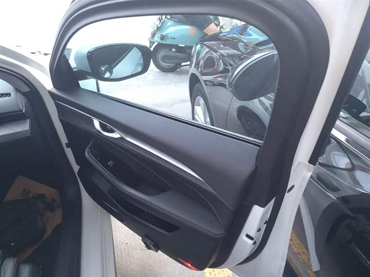 Фото 26 - Geely Preface