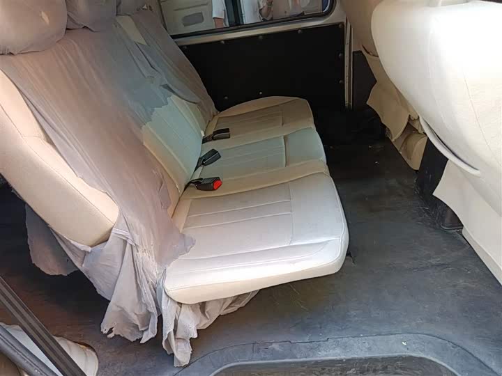 Фото 15 - Dongfeng Forthing Lingzhi M5