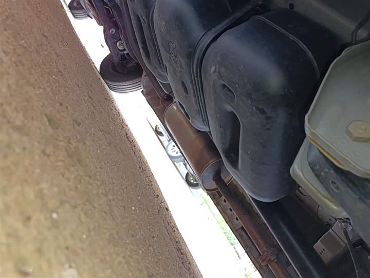 Фото 18 - Dongfeng Forthing Lingzhi M5