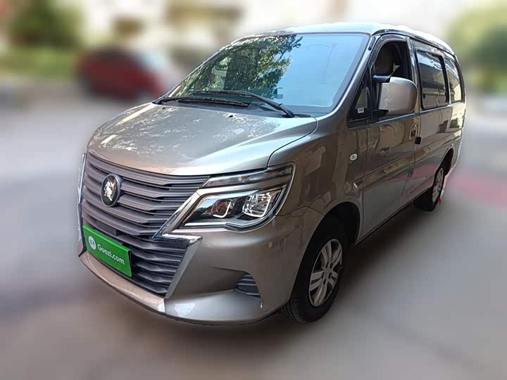 Фото 2 - Dongfeng Forthing Lingzhi M5