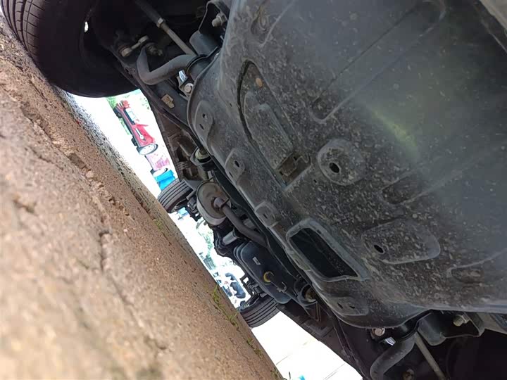 Фото 23 - Dongfeng Forthing Lingzhi M5