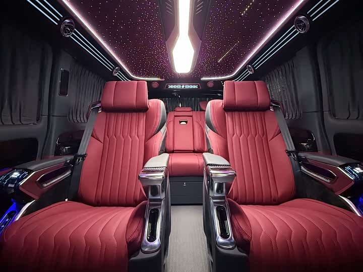 Фото 10 - Mercedes-Benz Vito