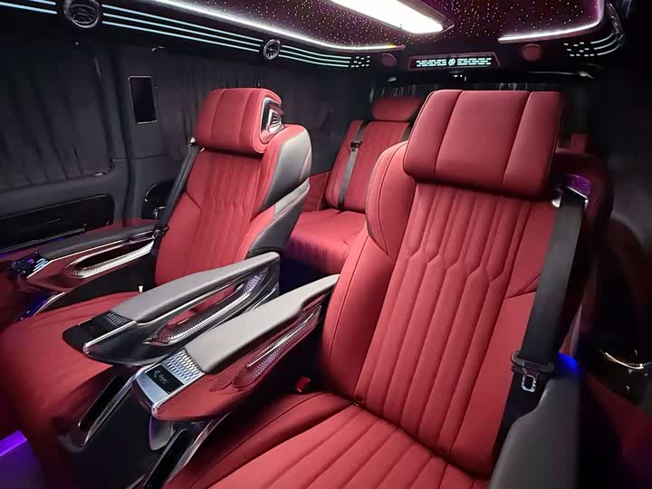 Фото 11 - Mercedes-Benz Vito