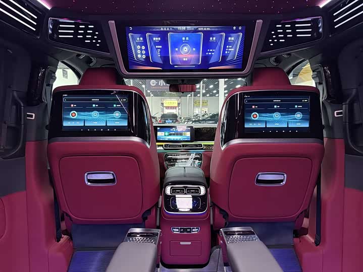 Фото 13 - Mercedes-Benz Vito