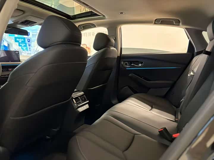 Фото 7 - Honda Accord