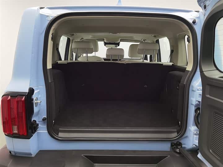 Фото 16 - Tank 300 Hybrid