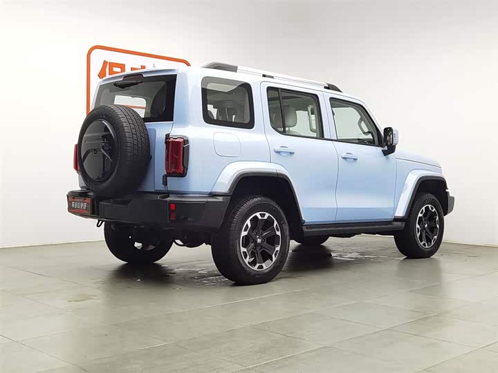 Фото 2 - Tank 300 Hybrid